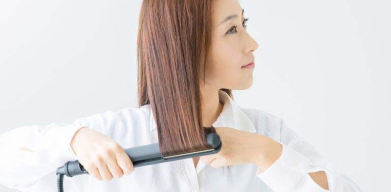 06 Proven Ways on How to Prevent Hair Loss: Avoid high-heat hair styling tools