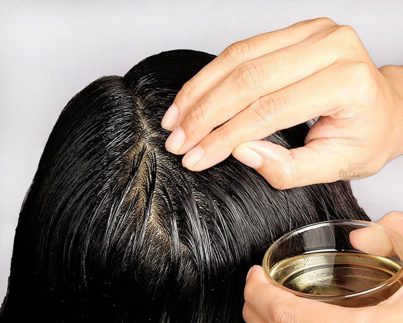 Can we apply castor oil directly on hair? 