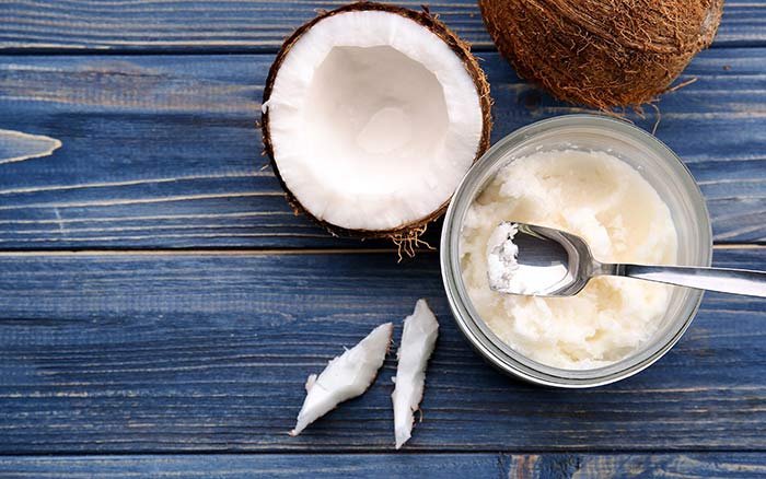 The 14 Benefits of Coconut Oil on The Skin:
